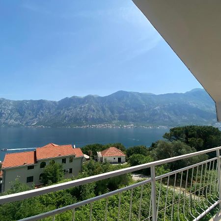 Apartments Djuricic Kotor Exterior photo